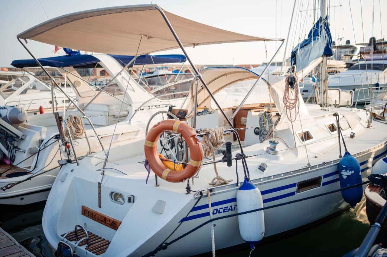 Hotel Fortuna In Boat Marina di Camerota Exterior foto